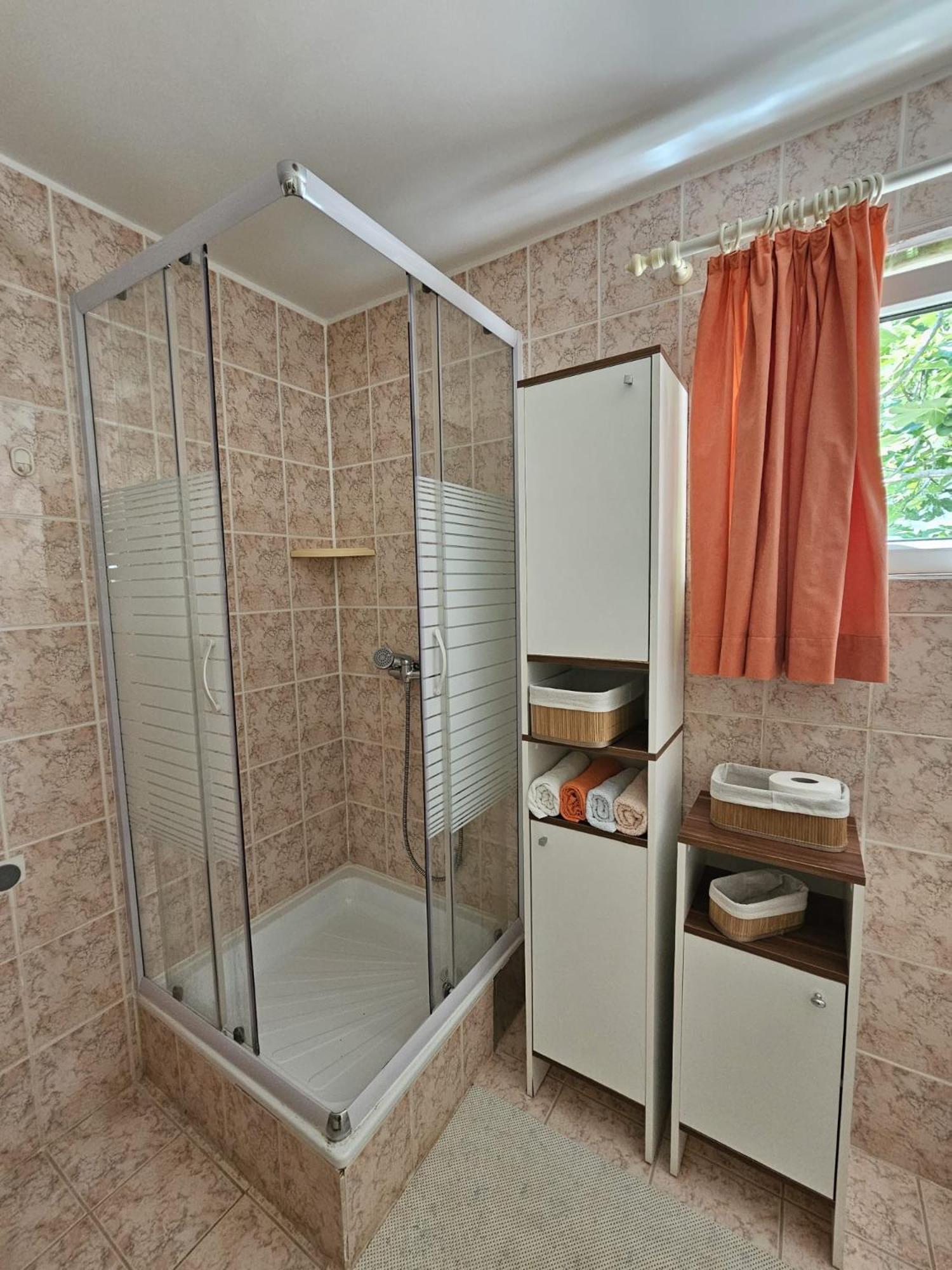 Studios Dolcek Krvavica Bagian luar foto