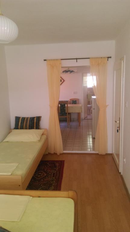 Studios Dolcek Krvavica Bagian luar foto